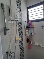 Blk 214 Bedok Town Centre (Bedok), HDB 3 Rooms #559174721